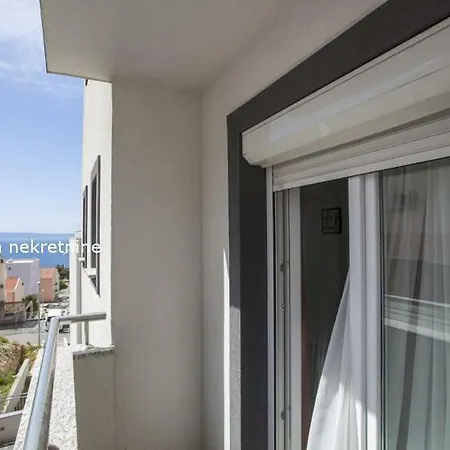 Tony * 마카르스카