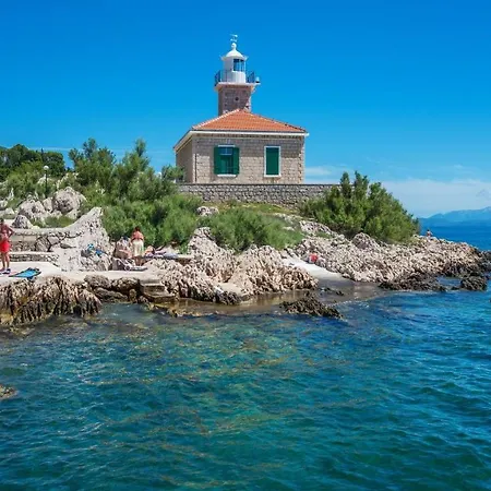 Tony شقة ماكارسكا