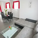 Tony Apartamento Makarska